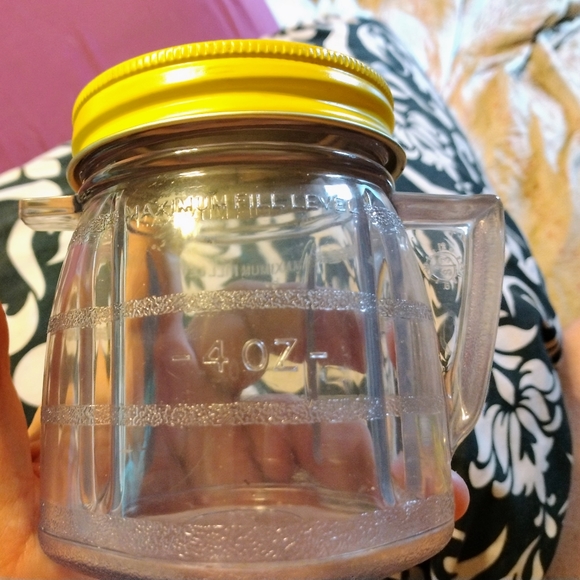 Vintage Anchor Hocking Osterizer Mini Storage & Salt Shaker 3/24 - Picture 6 of 7